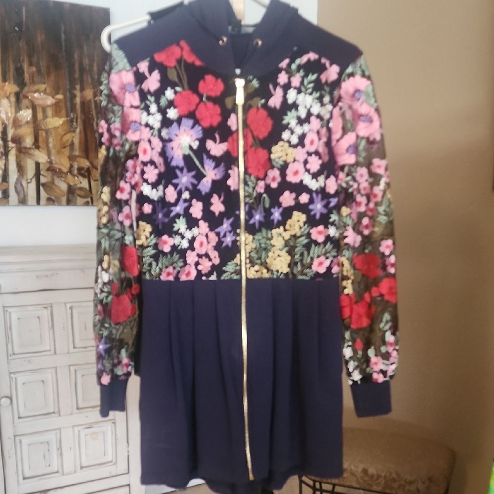 Boston Proper Red and Pink Hoodie with Floral Design - Picture 2 of 2
